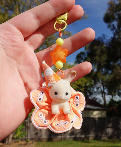 clown bunny rocking her outfit by beansfurolo